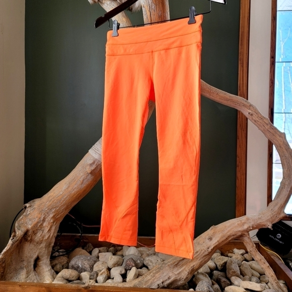 Lululemon Run Inspire Crop II Pizzaz Orange 22" Inseam Sz Sml Tights - Picture 5 of 11
